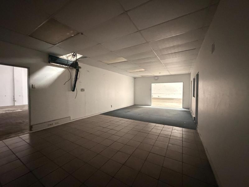 To Let Commercial Property for Rent in North End Eastern Cape